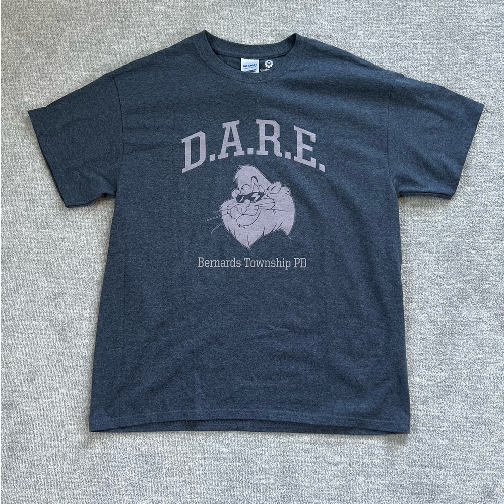 D.A.R.E. NWT Gray Bernards Township PD Tee Size L